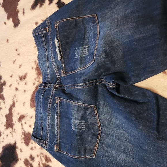 Jeans - Picture 3 of 3